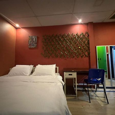 Rhv Bukit Bintang , Kuala Lumpur Hostel Exterior photo